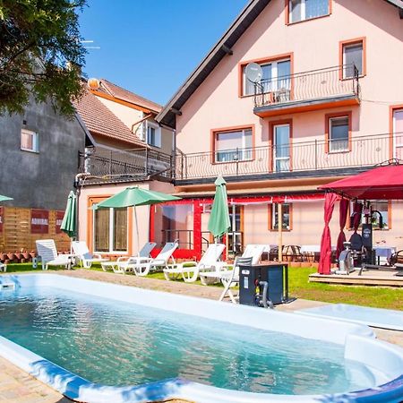 Aqua House Admiral Apartment Миелно Екстериор снимка