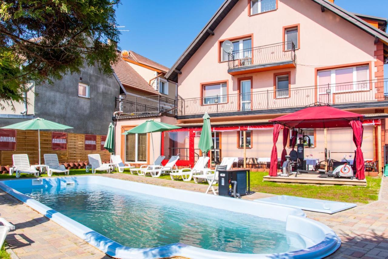 Aqua House Admiral Apartment Миелно Екстериор снимка